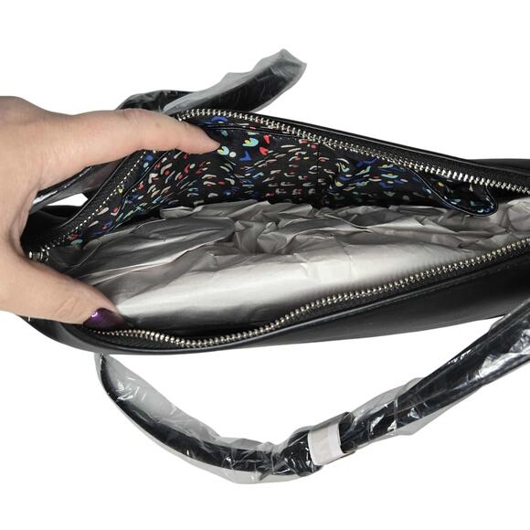 French Connection Clara Textured Tag Crossbody NWT - Picture 3 of 3